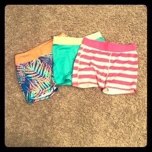 3 pairs of biker shorts!!